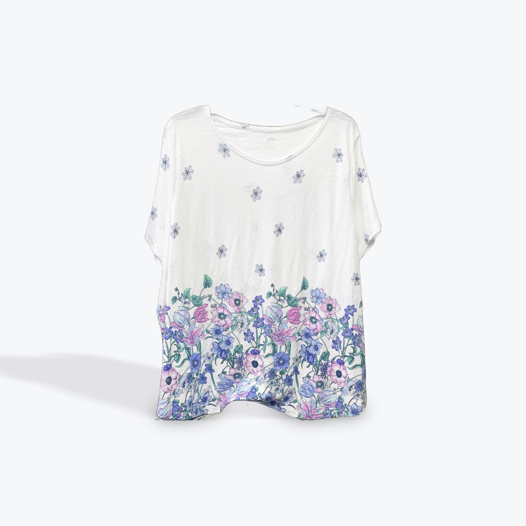 Alia womens white and floral top size 3x