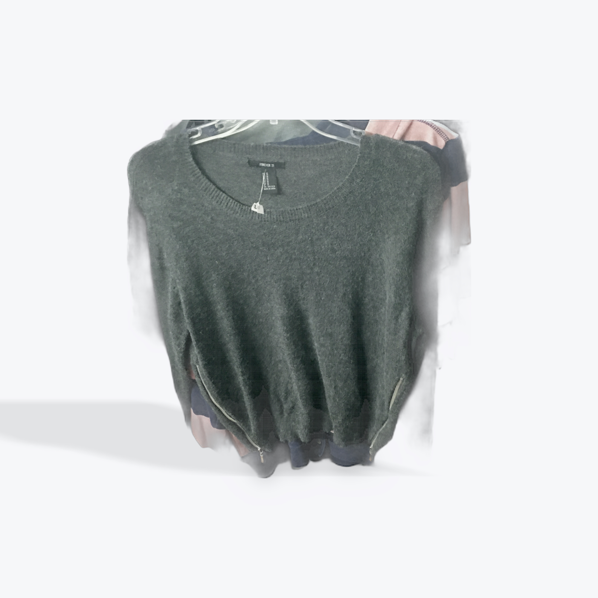 Forever 21 grey womens sweater size medium