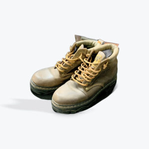 Roots tuff womens boots size 8