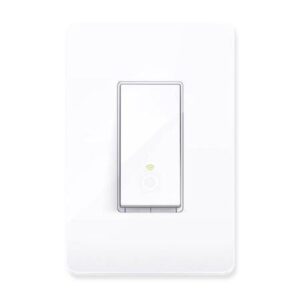 TP-Link - Kasa Wi-Fi Smart Light Switch (HS200)