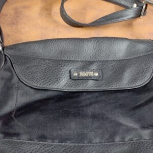 Roots black bag