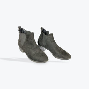 Streetware womens small black boot size 7