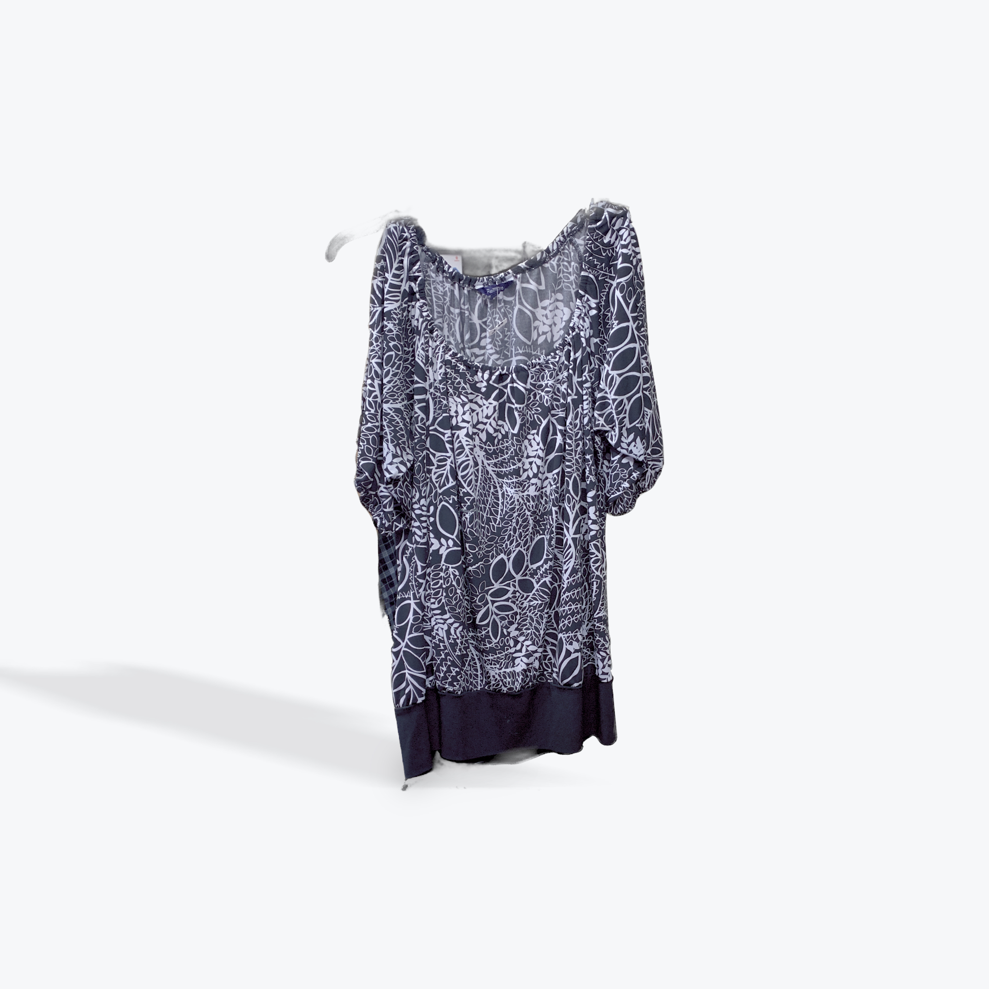 Reitmans black and white womens top size LG