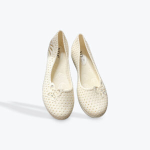 Xoxo white womens flats size 10